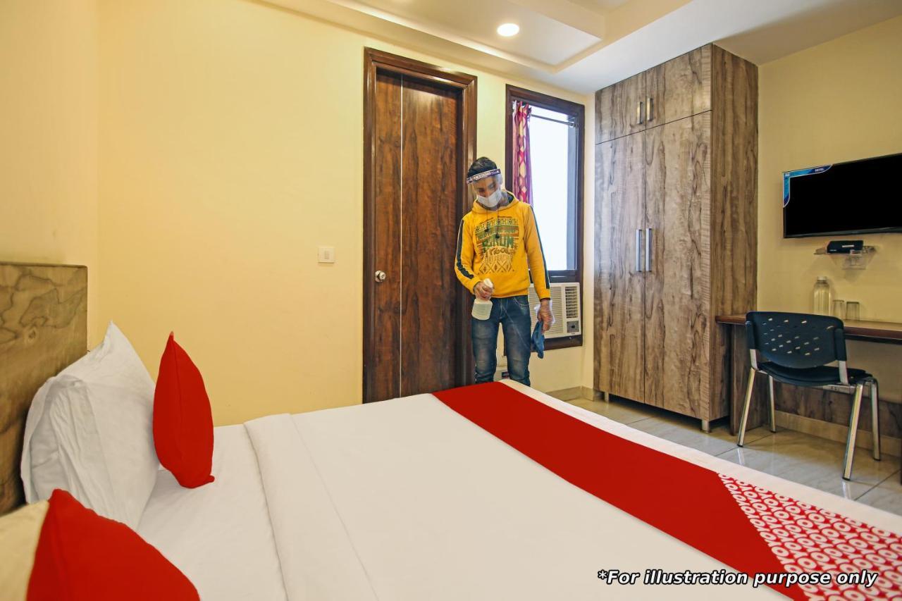 Oyo Flagship Shine Hotel Chinhat Exteriér fotografie