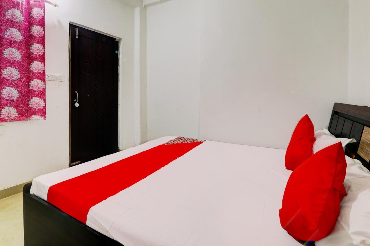 Oyo Flagship Shine Hotel Chinhat Exteriér fotografie