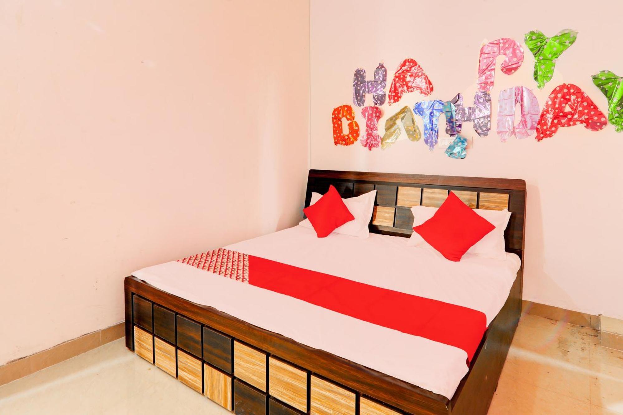 Oyo Flagship Shine Hotel Chinhat Exteriér fotografie